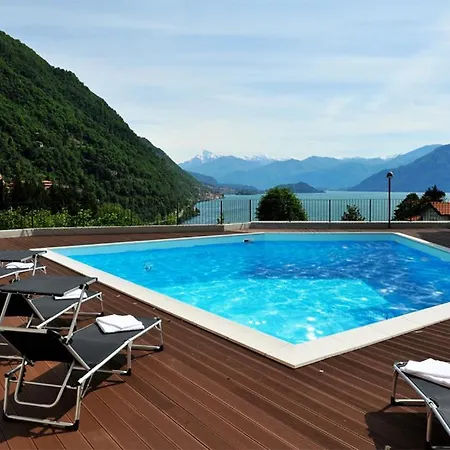 아파트 Sleeps 4 Pool T421337